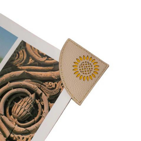 Simple Hand Made Corner Bookmarks for Gifting